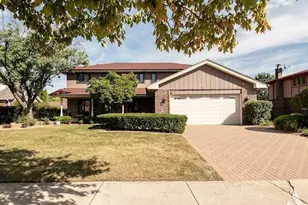 12809 S Brian Pl, Palos Park, IL 60464 - Photo 1