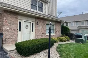 15511 Westminster Dr, Orland Park, IL 60462 - Photo 1