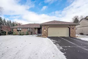 5539 Winners Cir, Caledonia, IL 61011 - Photo 1