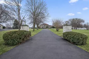 13335 Silver Fox Dr, Lemont, IL 60439 - Photo 1