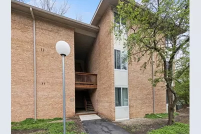 5809 Oakwood Drive #C, Lisle, IL 60532 - Photo 1