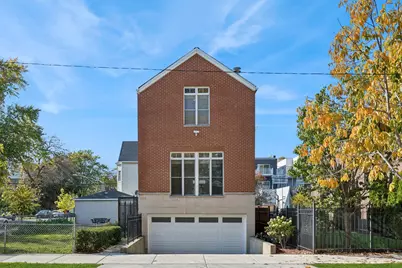 1702 N Maplewood Avenue, Chicago, IL 60647 - Photo 1