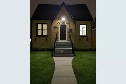 633 E 153rd Street, Phoenix, IL 60426 - Photo 1