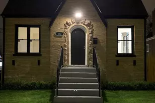 633 E 153rd St, Phoenix, IL 60426 - Photo 1