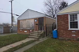 4644 S Leamington Ave, Chicago, IL 60638 - Photo 1