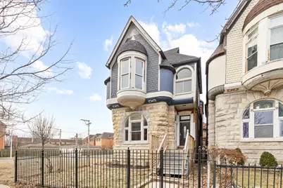 4162 S Lake Park Avenue, Chicago, IL 60653 - Photo 1