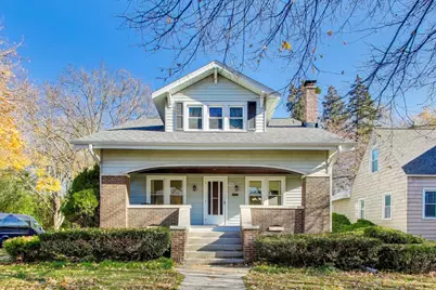 201 S Mitchell Avenue, Arlington Heights, IL 60005 - Photo 1