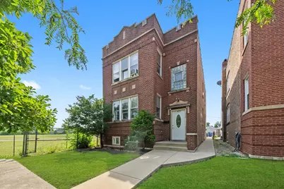 4629 W Parker Avenue, Chicago, IL 60639 - Photo 1