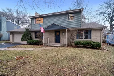813 Prestwick Parkway, Rockford, IL 61107 - Photo 1