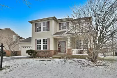 233 Pawtucket Avenue, Elgin, IL 60124 - Photo 1