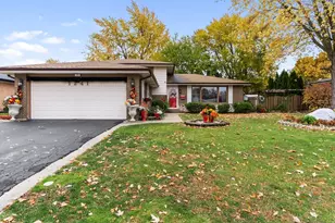1241 E 168th St, South Holland, IL 60473 - Photo 1