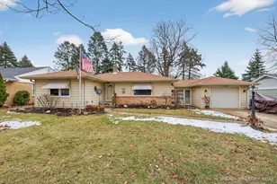 1016 Woodland Dr, Rockford, IL 61108 - Photo 1