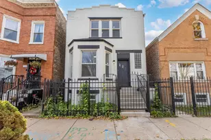 736 N Sawyer Ave, Chicago, IL 60624 - Photo 1