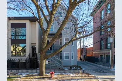 2621 N Marshfield Avenue, Chicago, IL 60614 - Photo 1