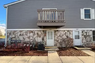 1100 Boston Harbor, Schaumburg, IL 60193 - Photo 1
