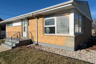 1502 N 35th Ave, Melrose Park, IL 60160 - Photo 1