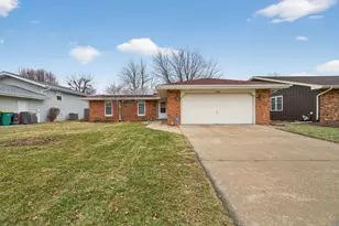 668 Cassie Dr, Joliet, IL 60435 - Photo 1