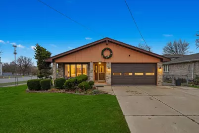 7201 W 110th Street, Worth, IL 60482 - Photo 1