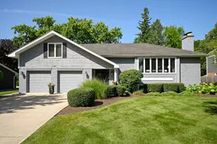 1228 Gamon Rd, Wheaton, IL 60189 - Photo 1