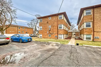 837 Lathrop Avenue #2E, Forest Park, IL 60130 - Photo 1