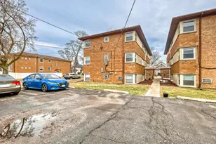 837 Lathrop Ave, Forest Park, IL 60130 - Photo 1