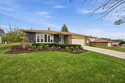 7725 Sawyer Road, Darien, IL 60561 - Photo 1