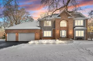 1005 Hilary Ln, Cary, IL 60013 - Photo 1