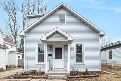 814 W Mill Street, Bloomington, IL 61701 - Photo 1