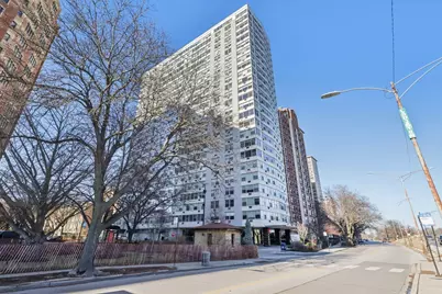 3900 N Lake Shore Drive #5E, Chicago, IL 60613 - Photo 1
