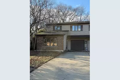 306 Brookdale Drive #A, Bloomingdale, IL 60108 - Photo 1