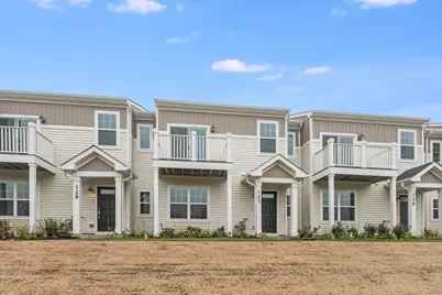 424 Comstock Road, South Elgin, IL 60177 - Photo 1