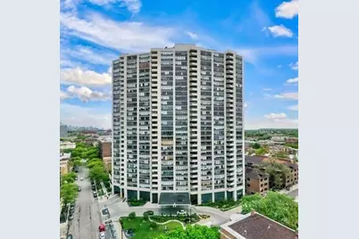 3930 N Pine Grove Avenue #1011, Chicago, IL 60613 - Photo 1