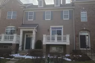 1103 Maubert Ct, Carol Stream, IL 60188 - Photo 1