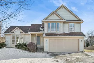 4 Pennsbury Ct, Bolingbrook, IL 60440 - Photo 1