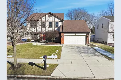 725 Leslie Lane, Schaumburg, IL 60194 - Photo 1
