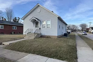 102 W 3rd St, Oglesby, IL 61348 - Photo 1