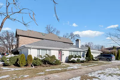 7303 N Kildare Avenue, Lincolnwood, IL 60712 - Photo 1