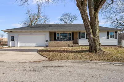 226 Hillcrest Drive, Geneseo, IL 61254 - Photo 1