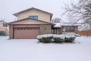 446 Galahad Rd, Bolingbrook, IL 60440 - Photo 1