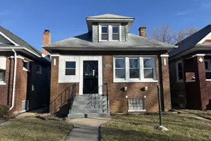 8917 S Elizabeth St, Chicago, IL 60620 - Photo 1