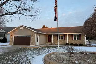 1438 Hunters Run Dr, Bourbonnais, IL 60914 - Photo 1