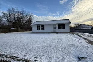 12707 W Graves Ave, Beach Park, IL 60087 - Photo 1