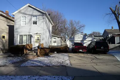 572 Fourth Avenue, Aurora, IL 60505 - Photo 1