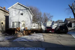 572 4th Ave, Aurora, IL 60505 - Photo 1