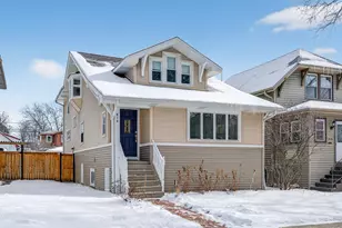 810 S Euclid Ave, Oak Park, IL 60304 - Photo 1