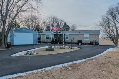 2728 W Brooklyn Road, Compton, IL 61318 - Photo 1