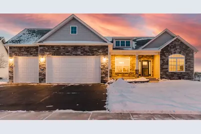 2337 Coventry Circle S, Sycamore, IL 60178 - Photo 1