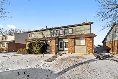 656 Rosner Drive #656, Roselle, IL 60172 - Photo 1