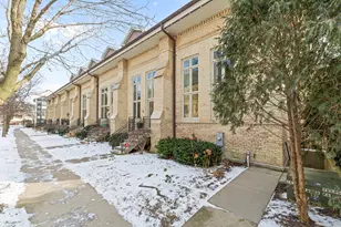 194 Whistler Rd, Highland Park, IL 60035 - Photo 1