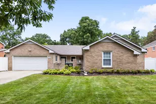 3018 Indianwood Rd, Wilmette, IL 60091 - Photo 1